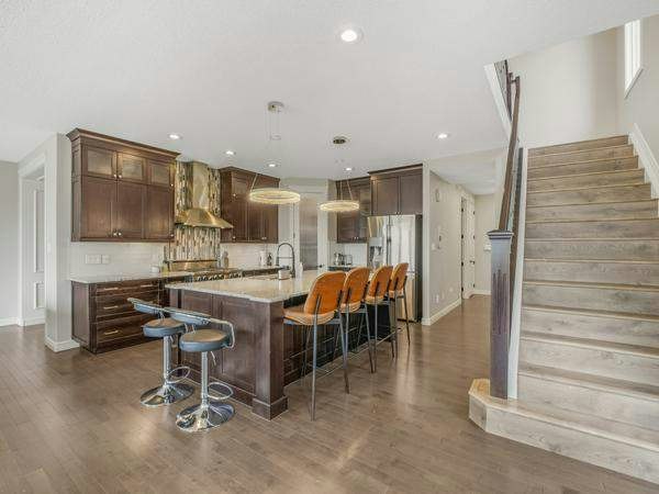 671 180 Street Southwest, Edmonton, AB, T6W 0S2 - 2