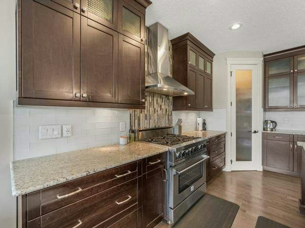 671 180 Street Southwest, Edmonton, AB, T6W 0S2 - 3