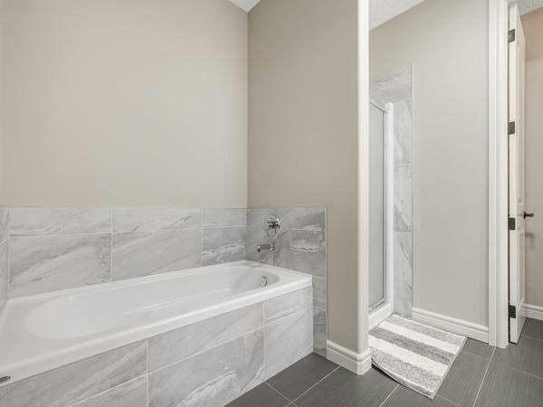 671 180 Street Southwest, Edmonton, AB, T6W 0S2 - 6