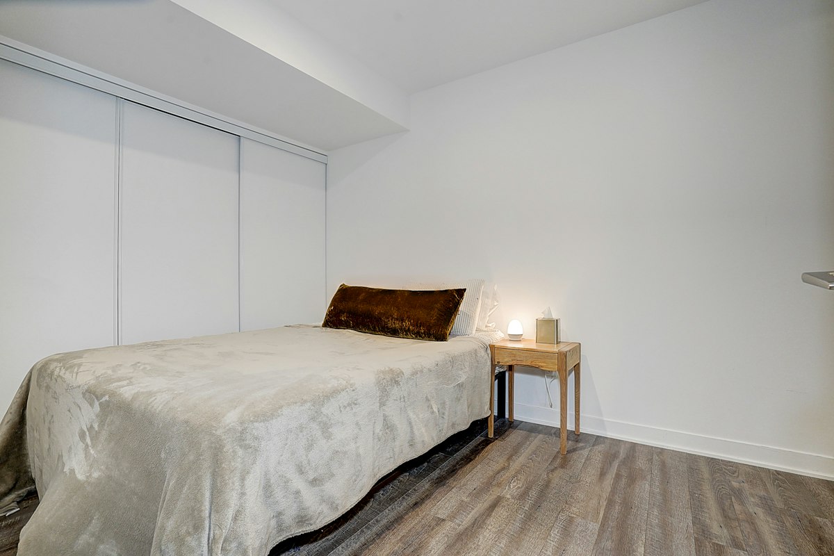 13-30 Ed Clark Gardens, Toronto, ON, M6N 0B5 - 24