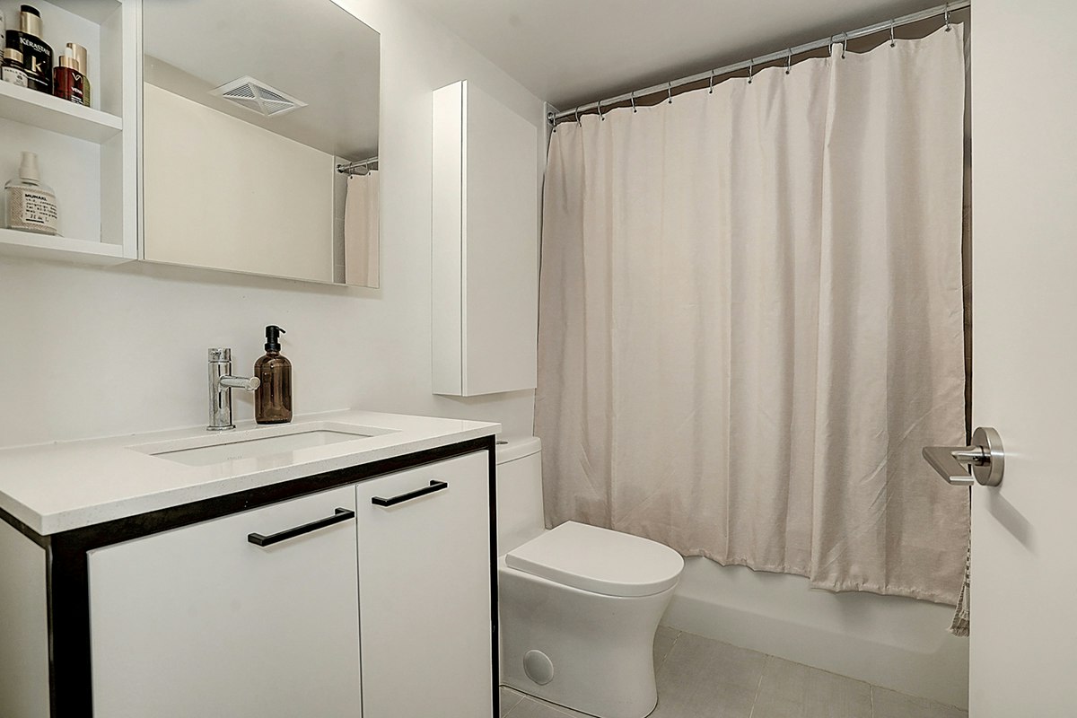 13-30 Ed Clark Gardens, Toronto, ON, M6N 0B5 - 20