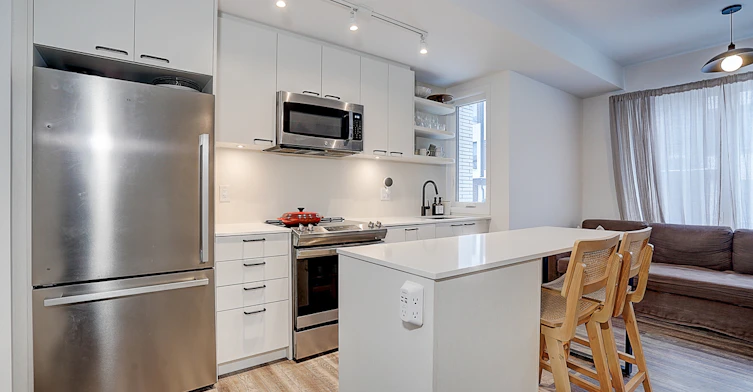 13-30 Ed Clark Gardens, Toronto, ON, M6N 0B5 - 11