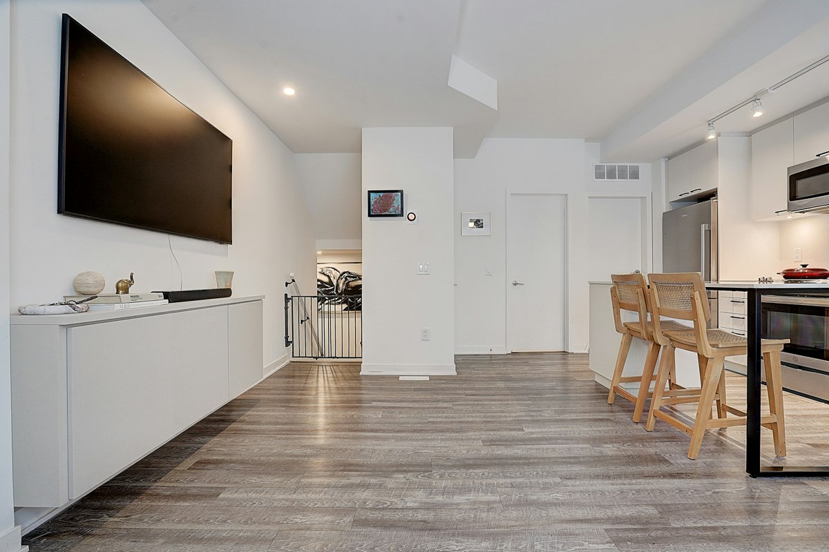 13-30 Ed Clark Gardens, Toronto, ON, M6N 0B5 - 3