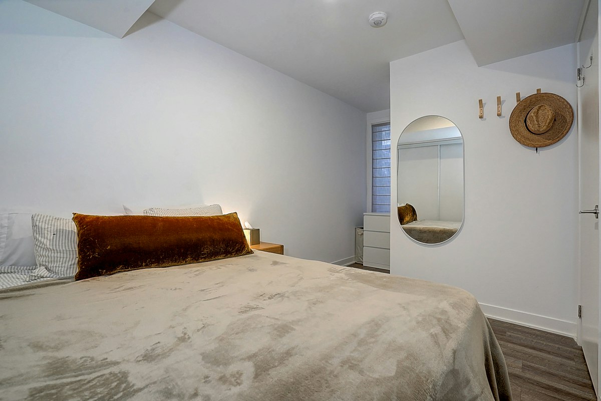 13-30 Ed Clark Gardens, Toronto, ON, M6N 0B5 - 27