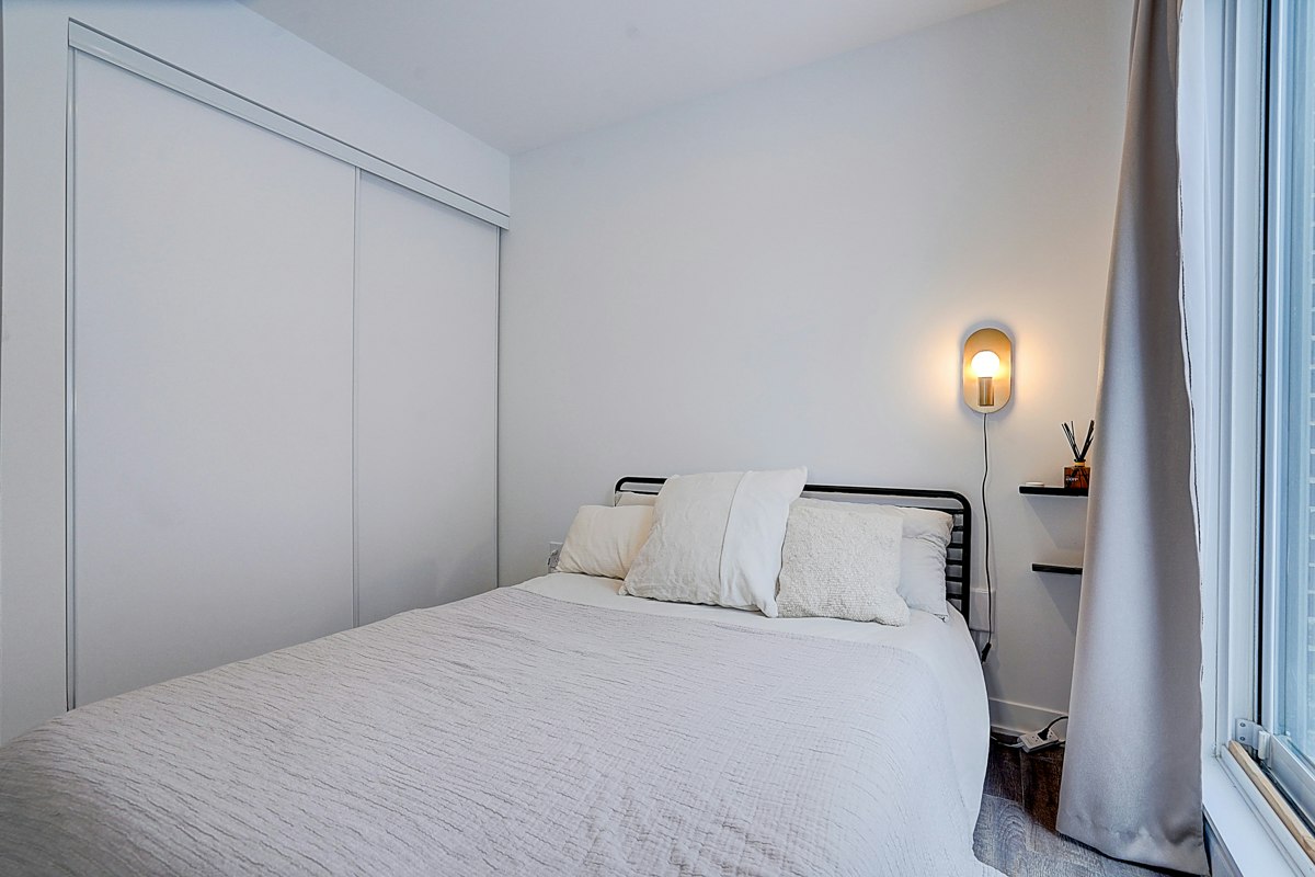 13-30 Ed Clark Gardens, Toronto, ON, M6N 0B5 - 29