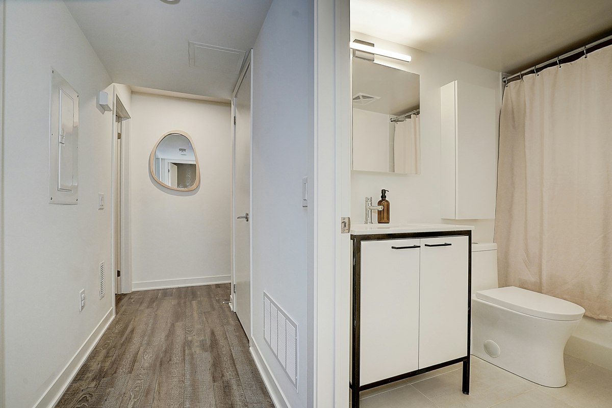 13-30 Ed Clark Gardens, Toronto, ON, M6N 0B5 - 21