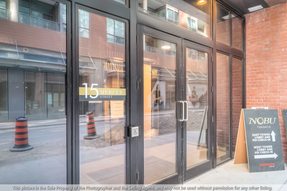622-15 Mercer Street, Toronto, ON, M5V 1H2 - 25