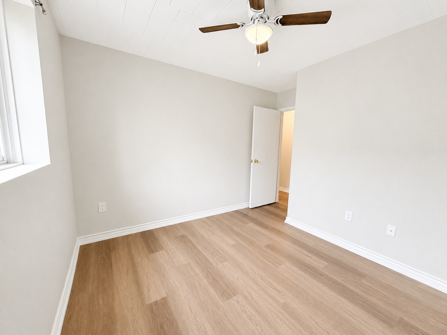 Unit 8-19 Empire Street, Welland, ON, L3B 2L3 - 14