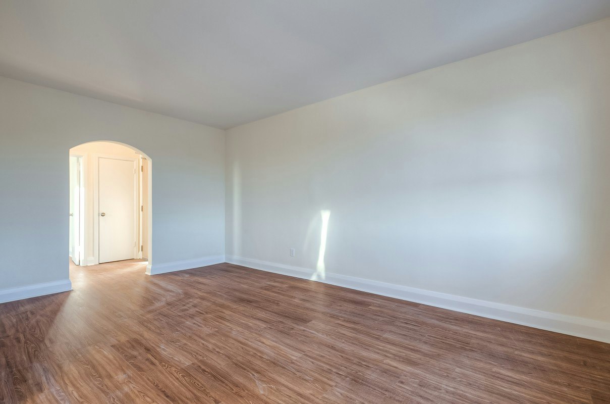 403-36 Wood Glen Road, Toronto, ON, M1N 2V9 - 9