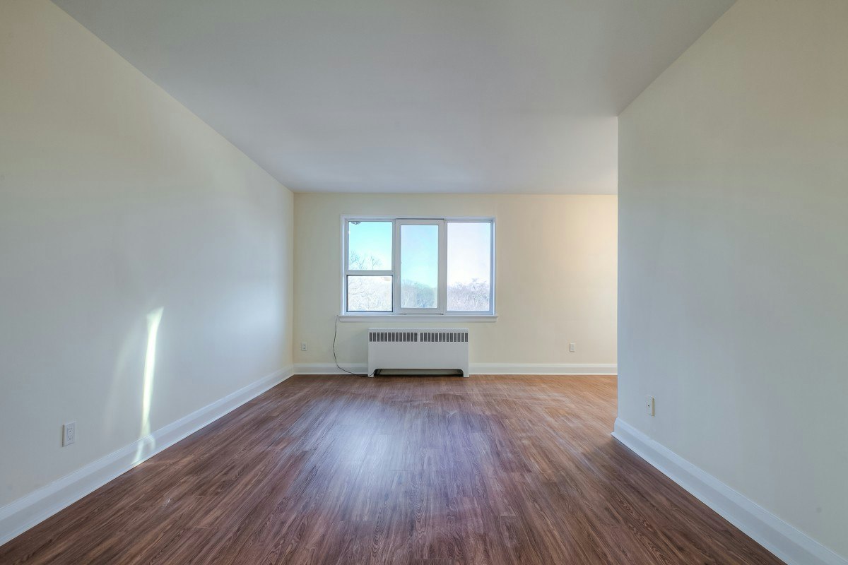 403-36 Wood Glen Road, Toronto, ON, M1N 2V9 - 7