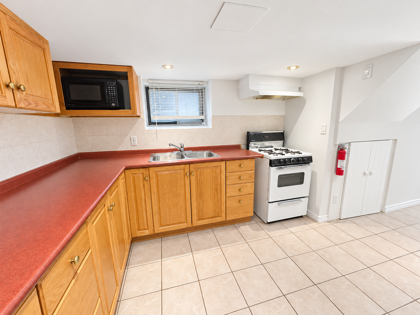 Basement-272 Stinson Crescent, Hamilton, ON, L8N 1T7 - 2