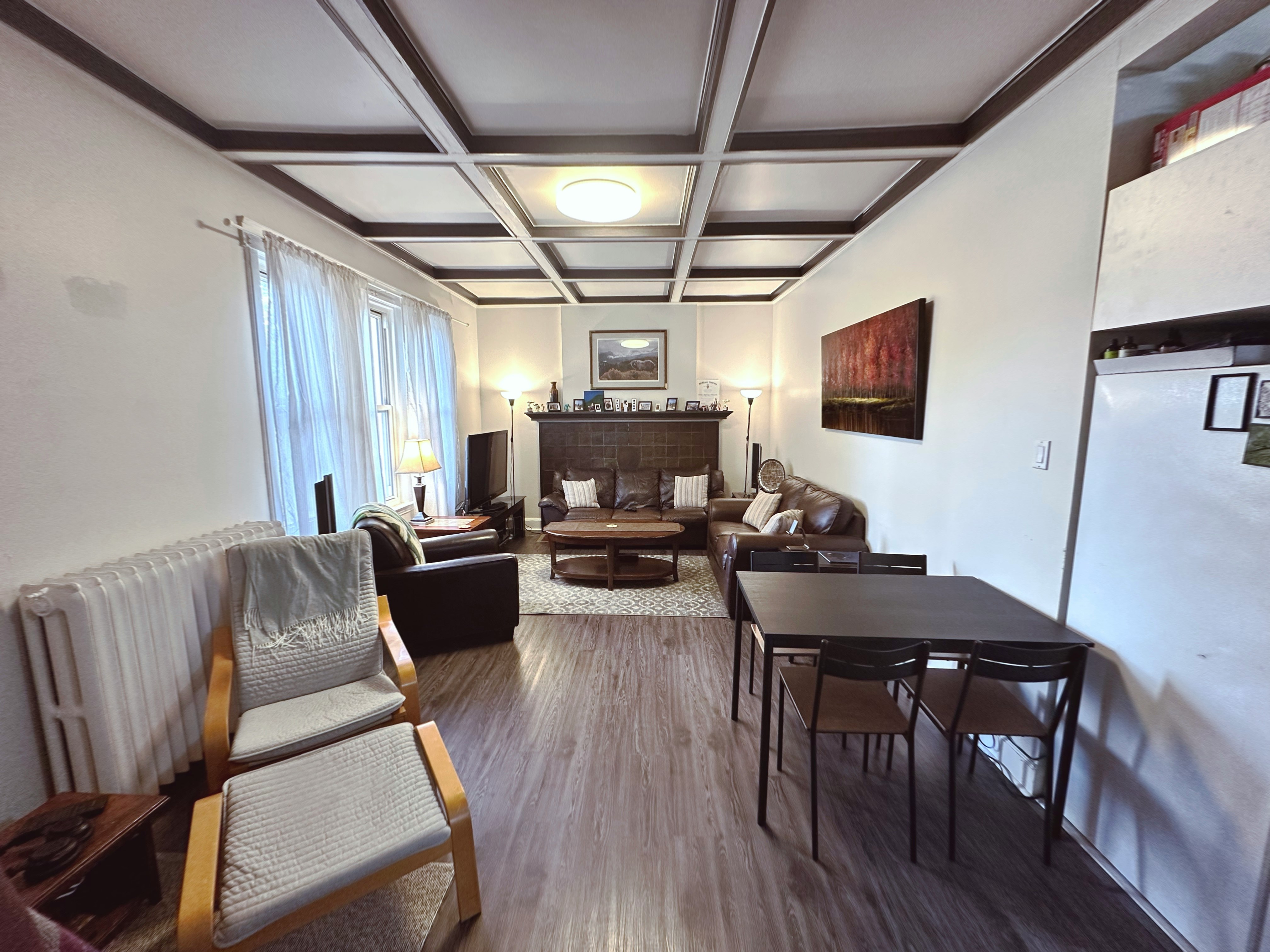 241 Queen Street S, Hamilton, ON, L8P 3T1 - 2