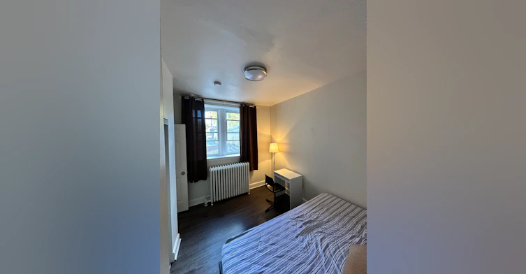 241 Queen Street S, Hamilton, ON, L8P 3T1 - 5