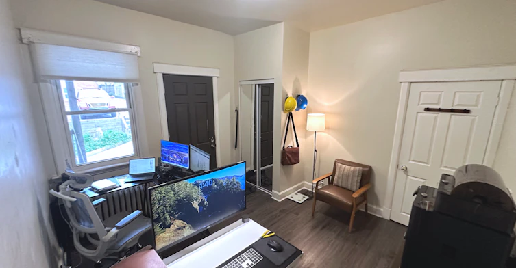 241 Queen Street S, Hamilton, ON, L8P 3T1 - 9