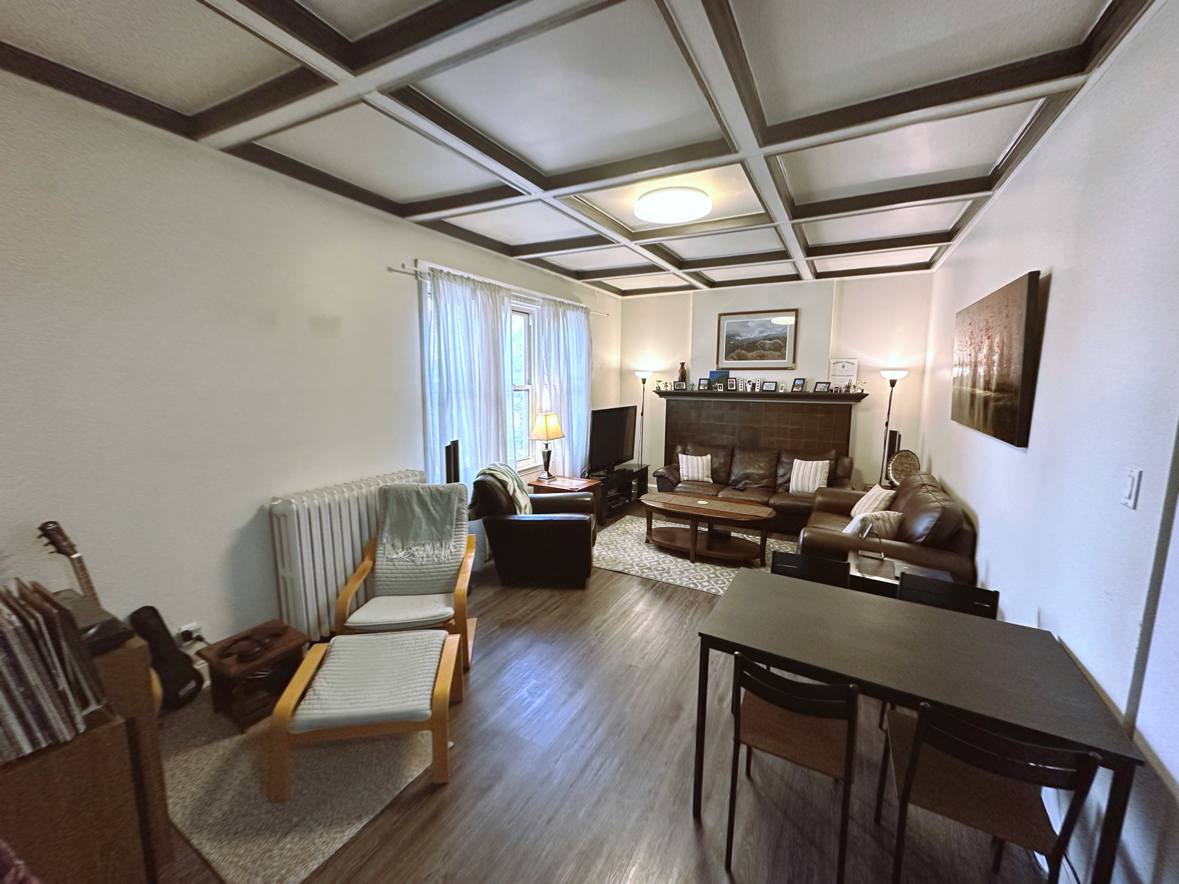 241 Queen Street S, Hamilton, ON, L8P 3T1