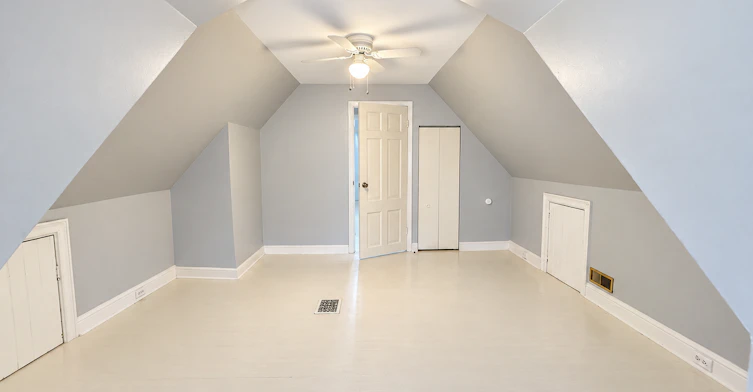 Unit 2-47 Delaware Avenue, Hamilton, ON, L8M 1T5 - 15