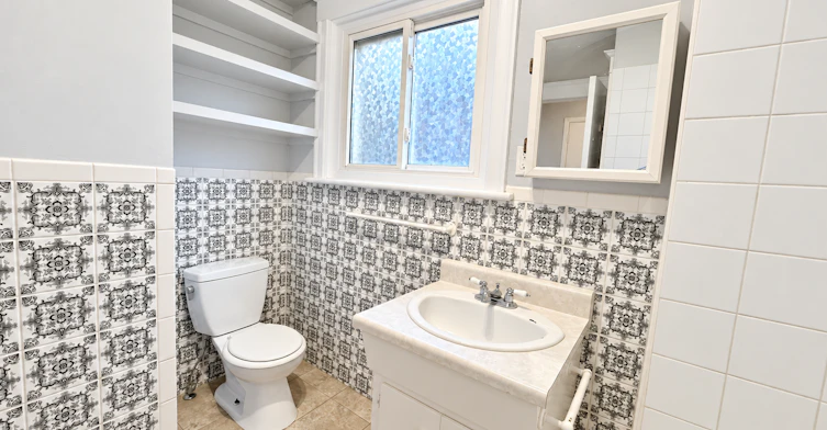 Unit 2-47 Delaware Avenue, Hamilton, ON, L8M 1T5 - 6