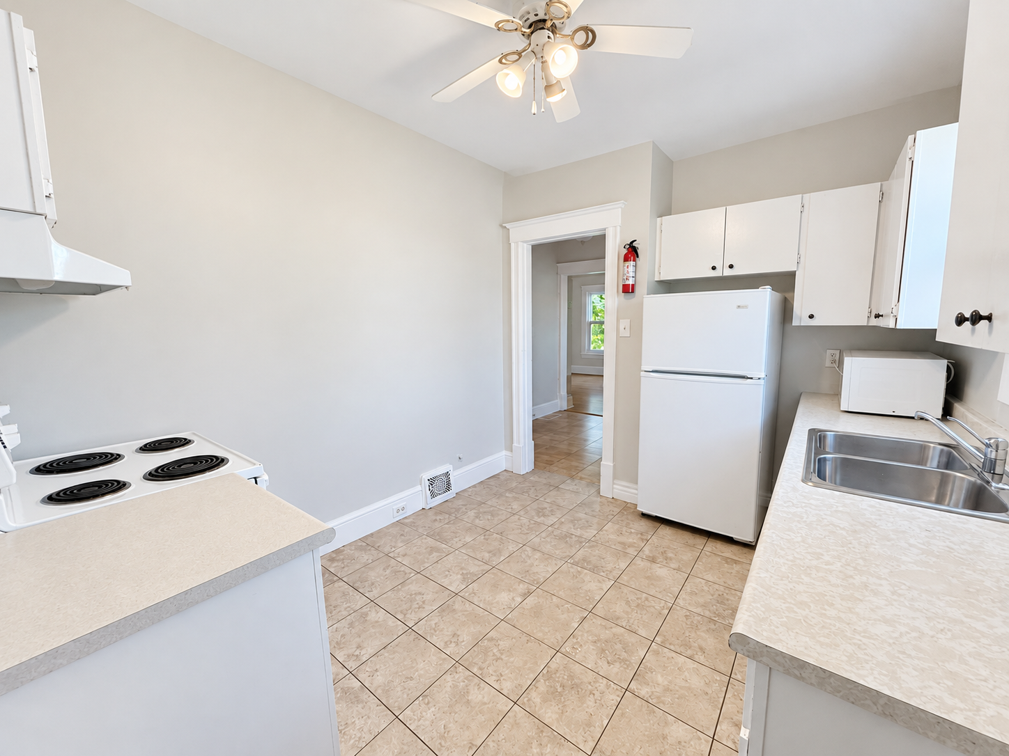 Unit 2-47 Delaware Avenue, Hamilton, ON, L8M 1T5