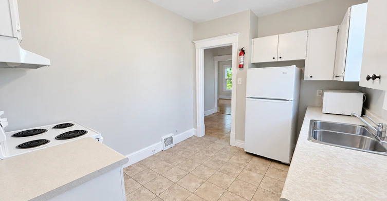 Unit 2-47 Delaware Avenue, Hamilton, ON, L8M 1T5