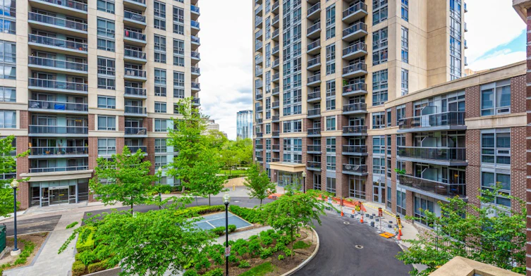 318-1 Michael Power Place, Toronto, ON, M9A 0A1 - 19