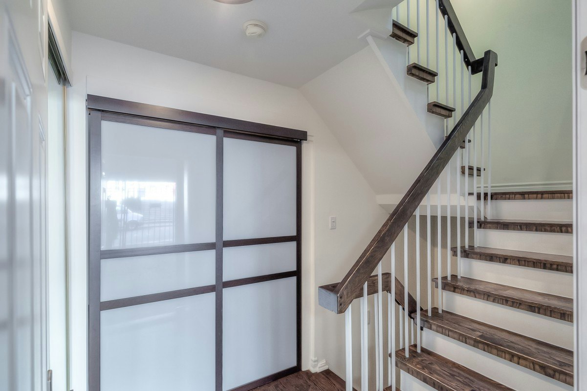 113 Earl Place, Toronto, ON, M4Y 1M4 - 33