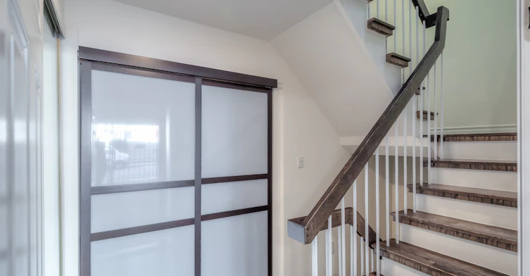 113 Earl Place, Toronto, ON, M4Y 1M4 - 33