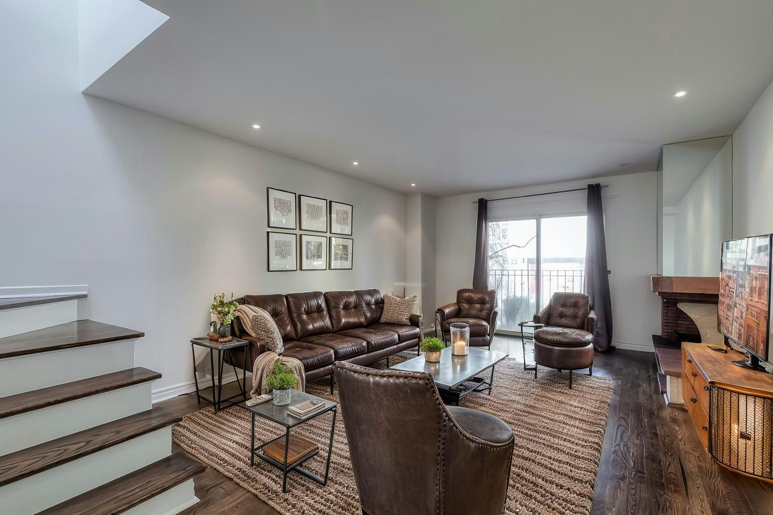 113 Earl Place, Toronto, ON, M4Y 1M4 - 6