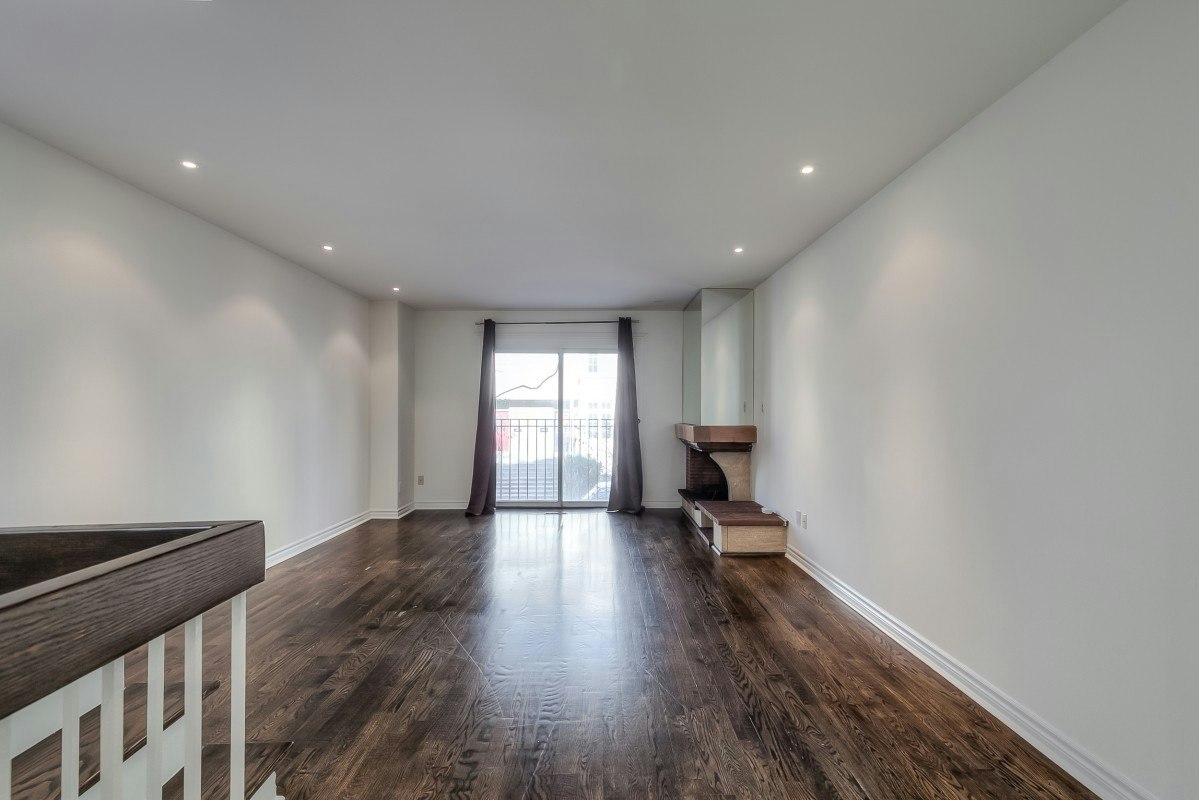113 Earl Place, Toronto, ON, M4Y 1M4 - 5