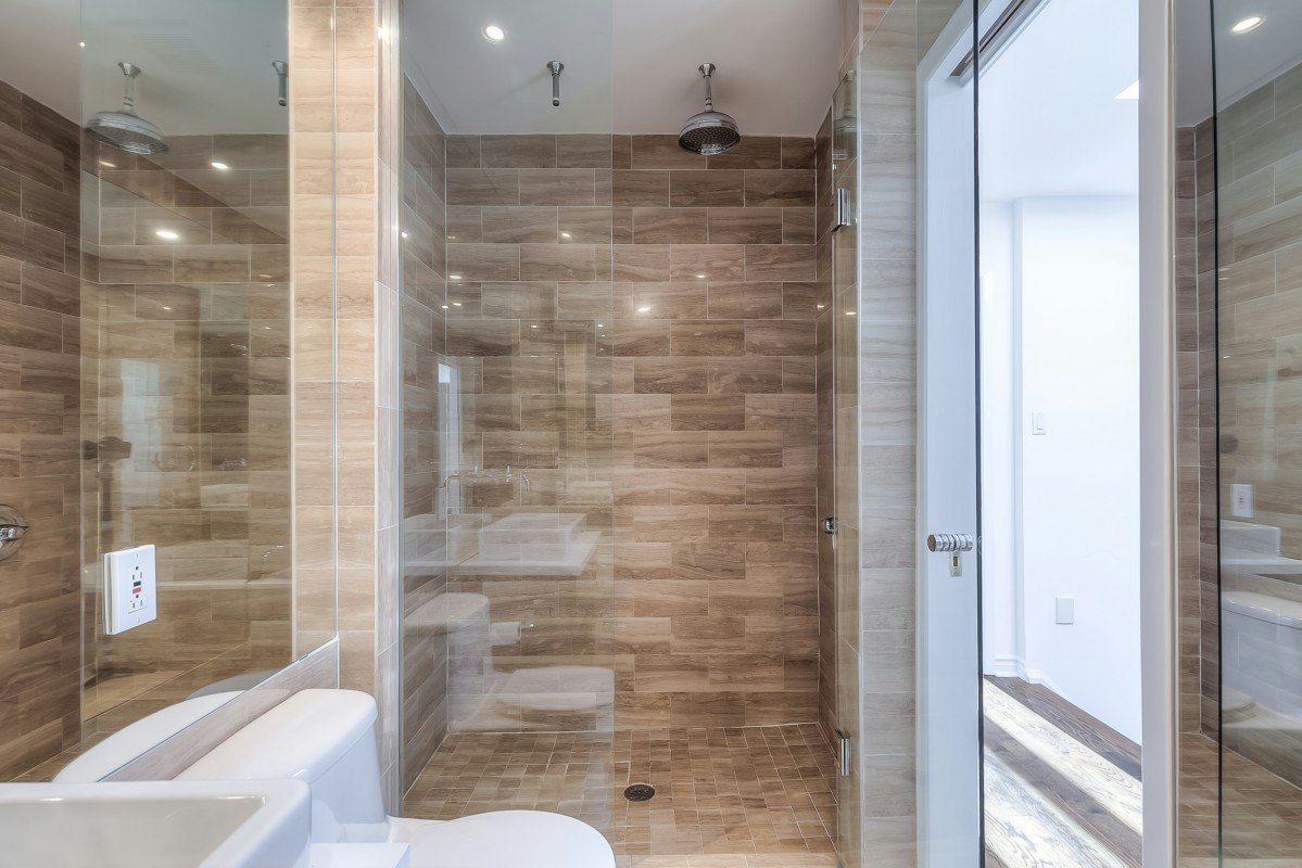 113 Earl Place, Toronto, ON, M4Y 1M4 - 28