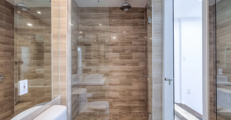 113 Earl Place, Toronto, ON, M4Y 1M4 - 28