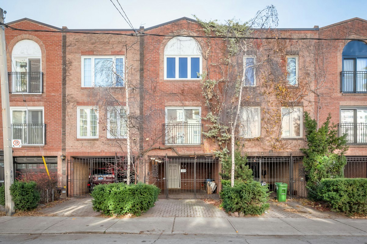 113 Earl Place, Toronto, ON, M4Y 1M4 - 36