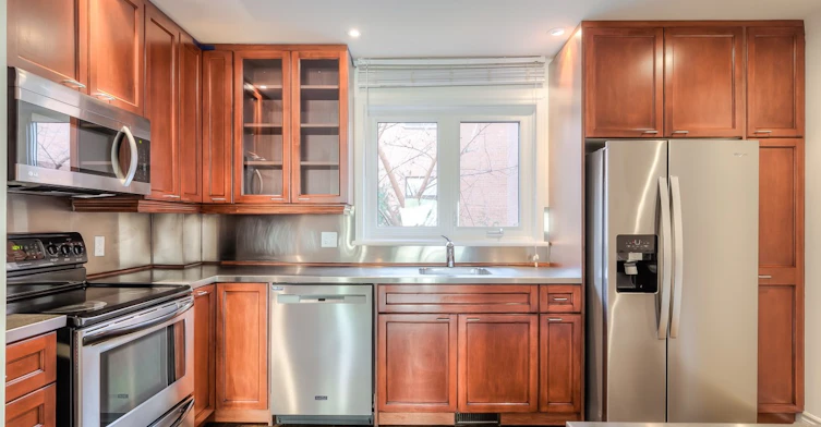 113 Earl Place, Toronto, ON, M4Y 1M4