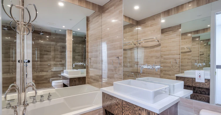 113 Earl Place, Toronto, ON, M4Y 1M4 - 27