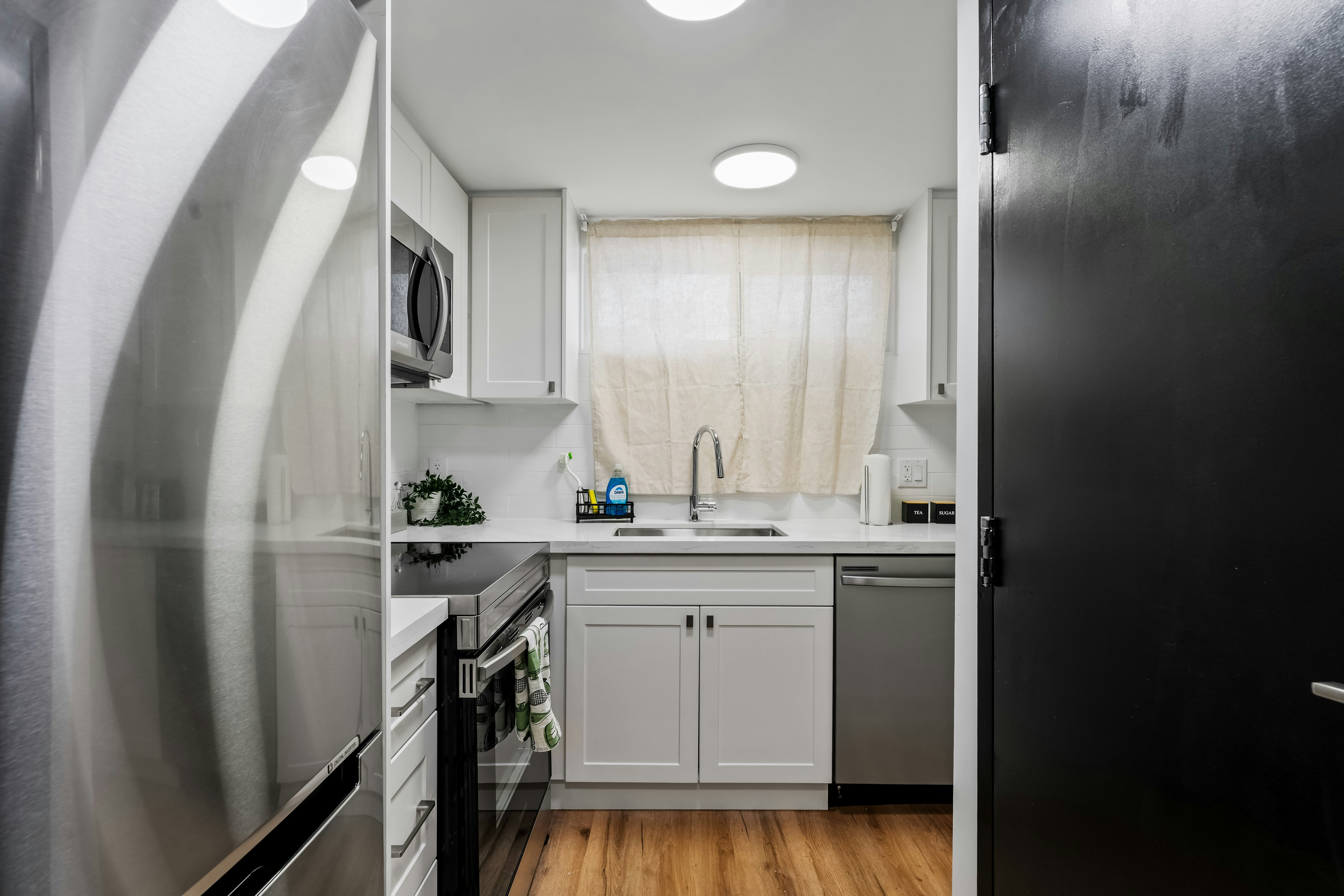 Unit 14-610 King Street E, Hamilton, ON, L8N 1E2 - 2