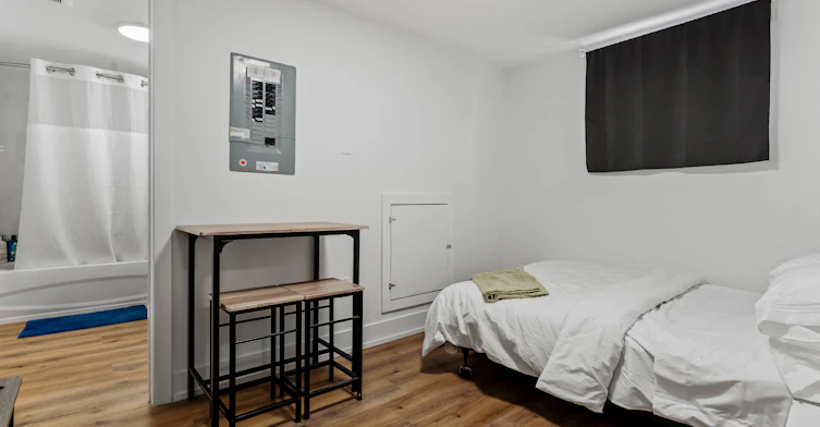 Unit 14-610 King Street E, Hamilton, ON, L8N 1E2 - 7