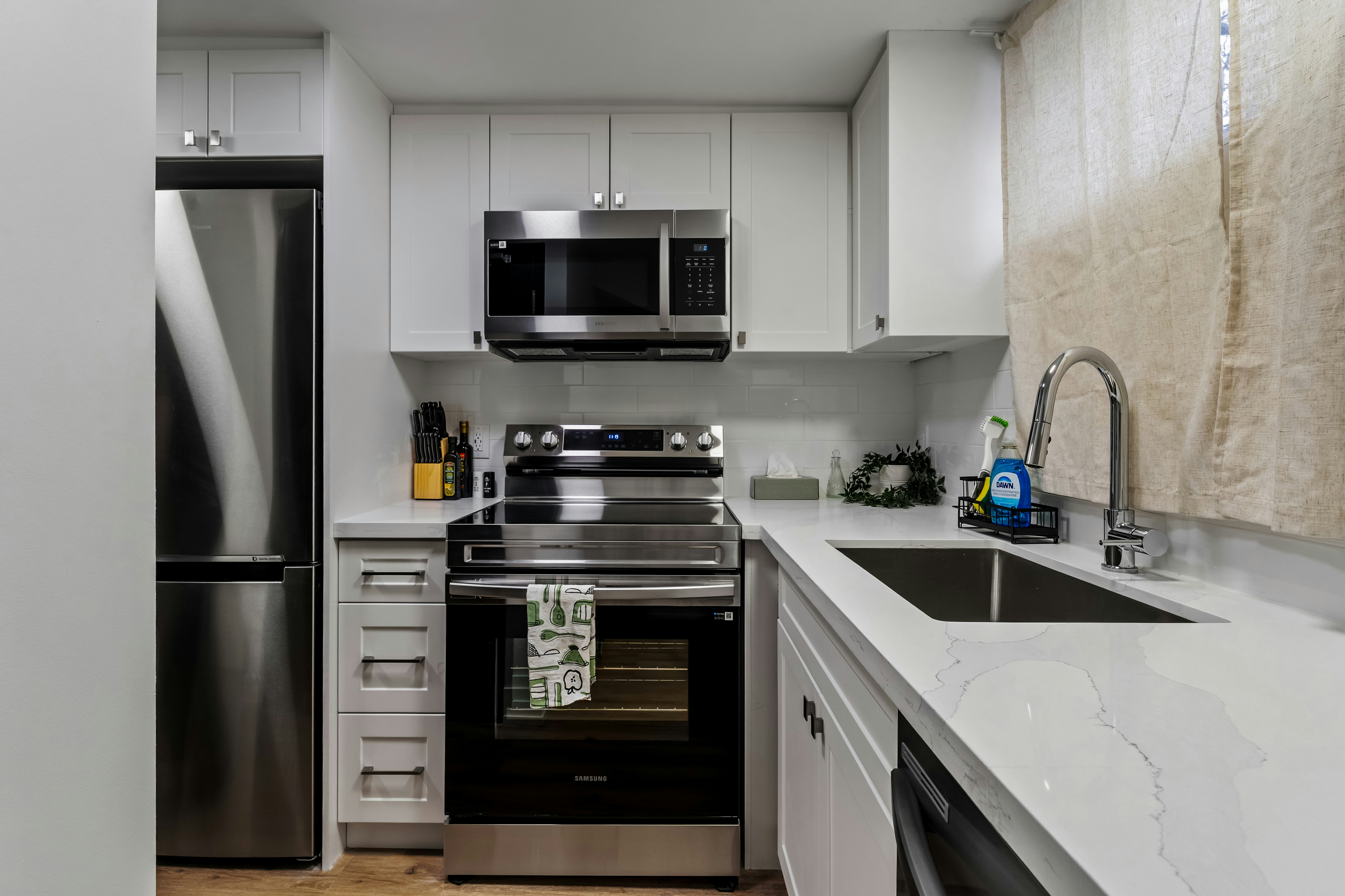 Unit 14-610 King Street E, Hamilton, ON, L8N 1E2