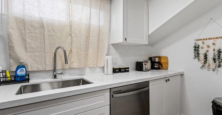 Unit 14-610 King Street E, Hamilton, ON, L8N 1E2 - 4