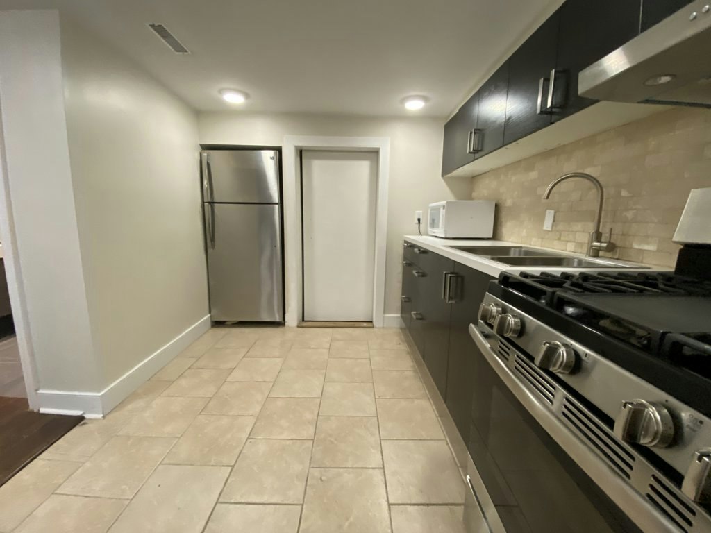 BSMT-14 Claremont Street, Toronto, ON, M6J 2M2 - 11