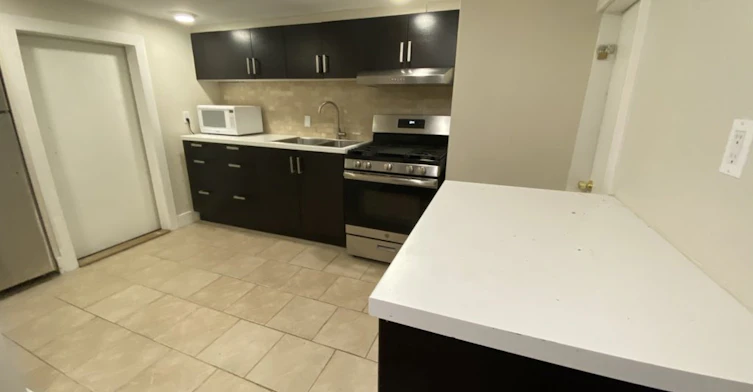 BSMT-14 Claremont Street, Toronto, ON, M6J 2M2 - 12
