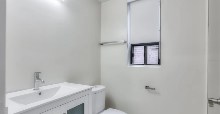 U205-240 Durie Street, Toronto, ON, M6S 3G1 - 10