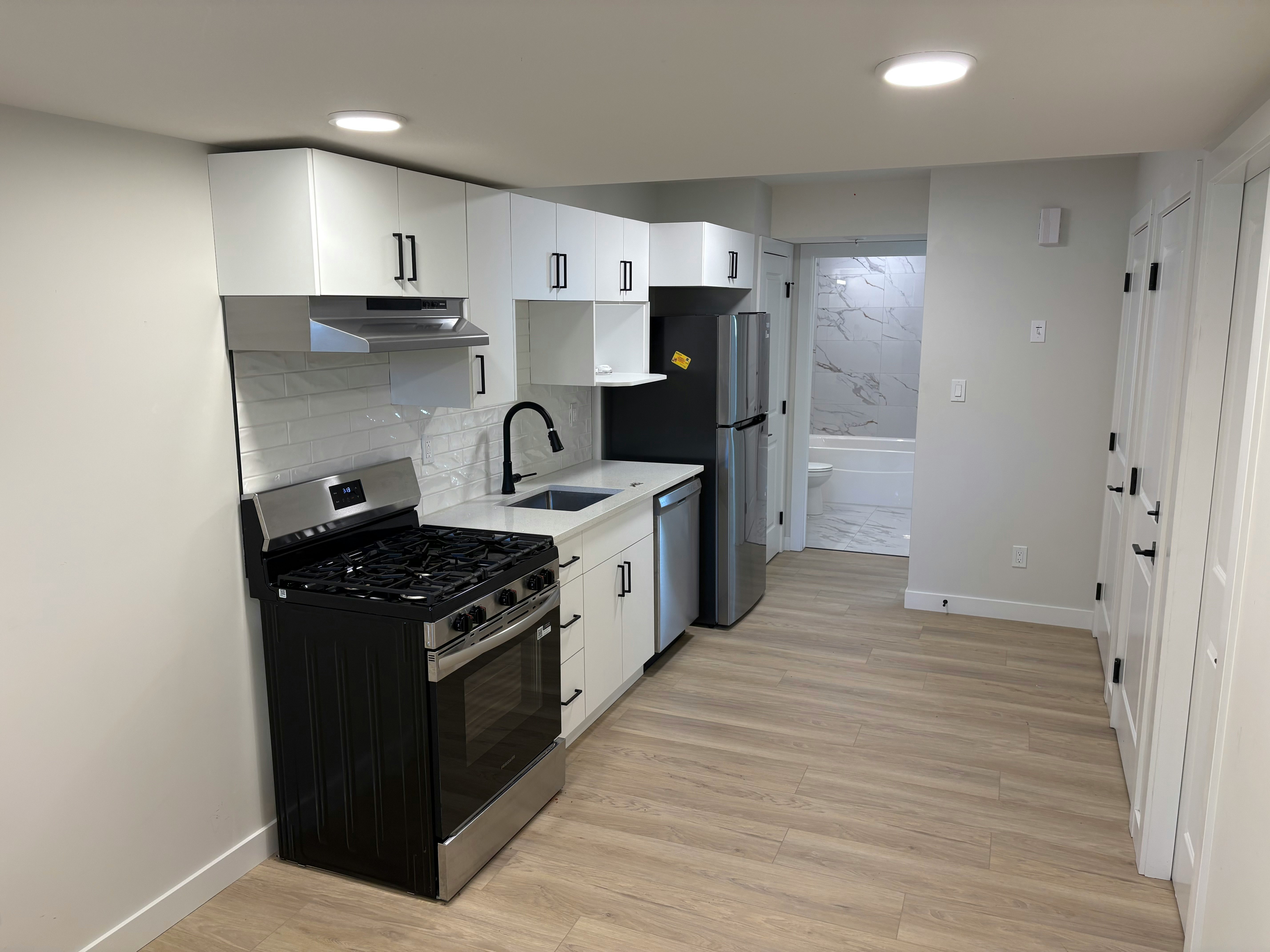 8903 123 Avenue Northwest, Edmonton, AB, T5B 3W6 - 2