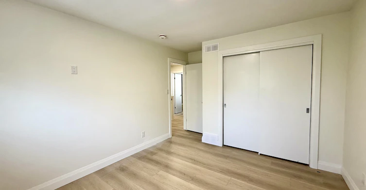 25 Meadowbrook Crescent, St. Catharines, ON, L2M 7G8 - 22