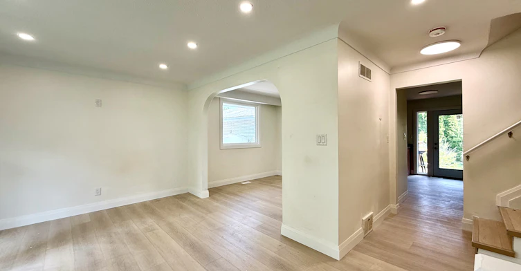 25 Meadowbrook Crescent, St. Catharines, ON, L2M 7G8 - 4
