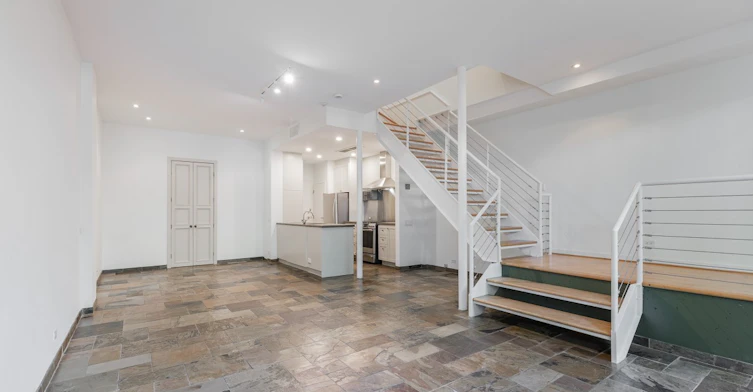 3-33 Price Street, Toronto, ON, M4W 1Z1