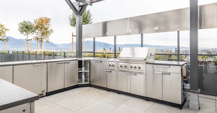 219 East 24th Avenue, Vancouver, BC, V5V 0K2 - 10