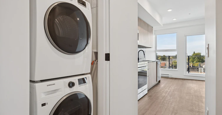 219 East 24th Avenue, Vancouver, BC, V5V 0K2 - 6