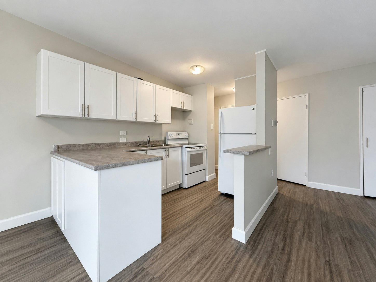 301-880 Colborne Road, Sarnia, ON, N7V 3K3 - 5