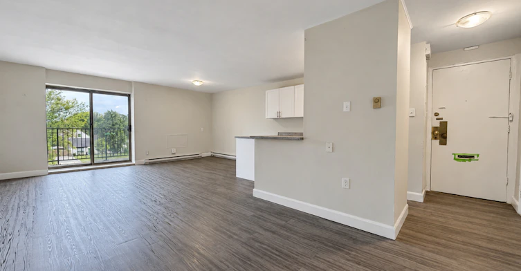 301-880 Colborne Road, Sarnia, ON, N7V 3K3 - 2