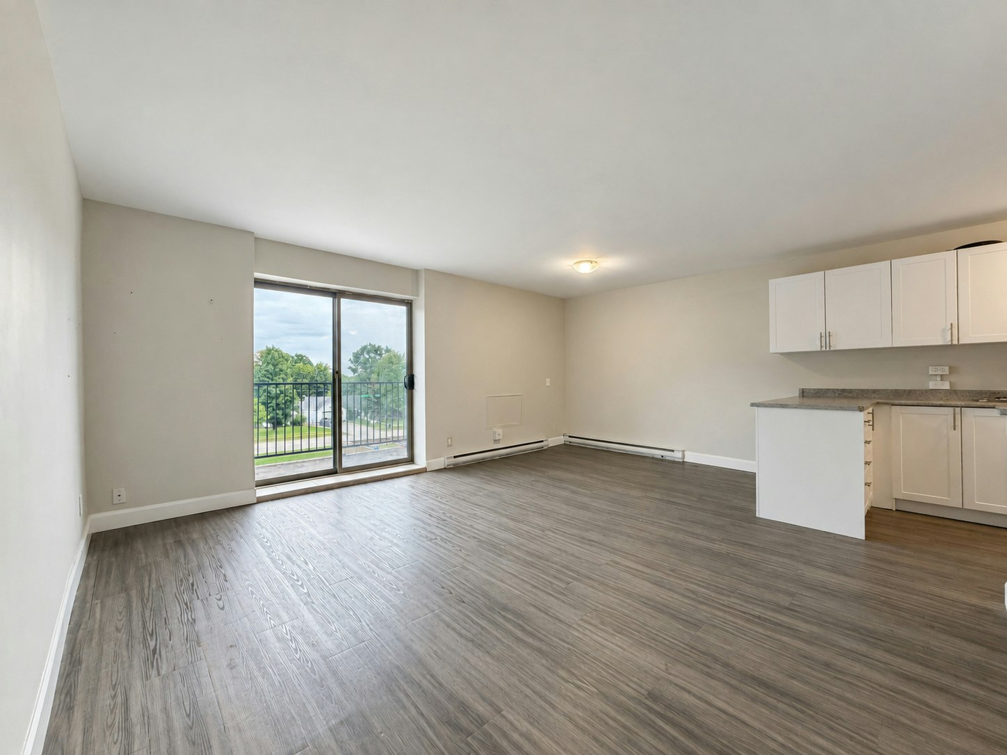 301-880 Colborne Road, Sarnia, ON, N7V 3K3