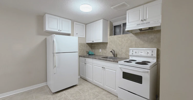 2-841 Garth Street, Hamilton, ON, L9C 4K7